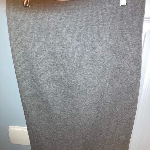 Ann Taylor Loft Skirt Gray Small NWOT - Picture 4 of 6